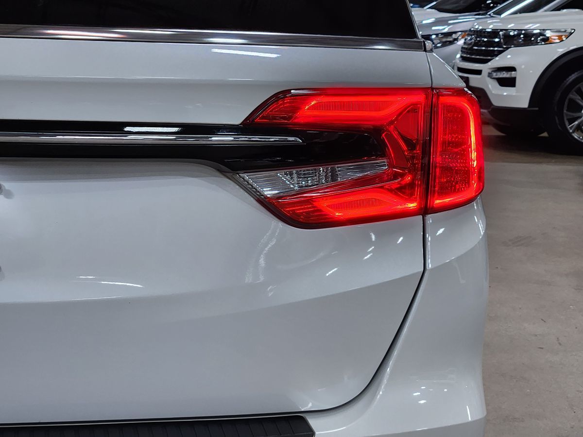 2022 Honda Odyssey EX photo 17