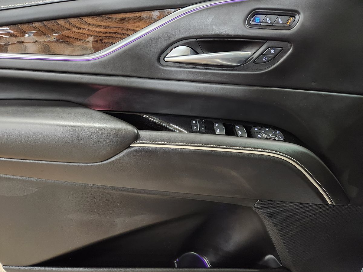 2021 Cadillac Escalade Sport Platinum photo 30