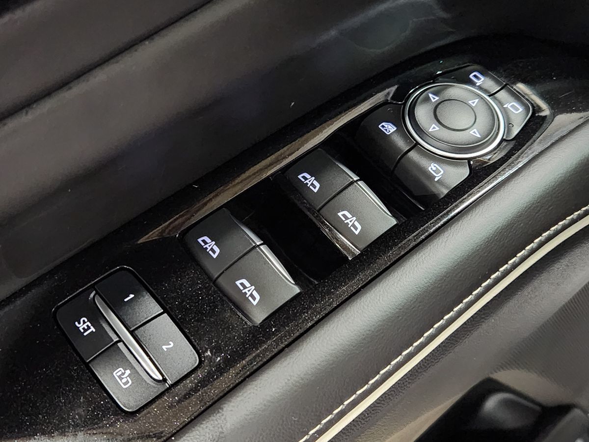 2021 Cadillac Escalade Sport Platinum photo 31
