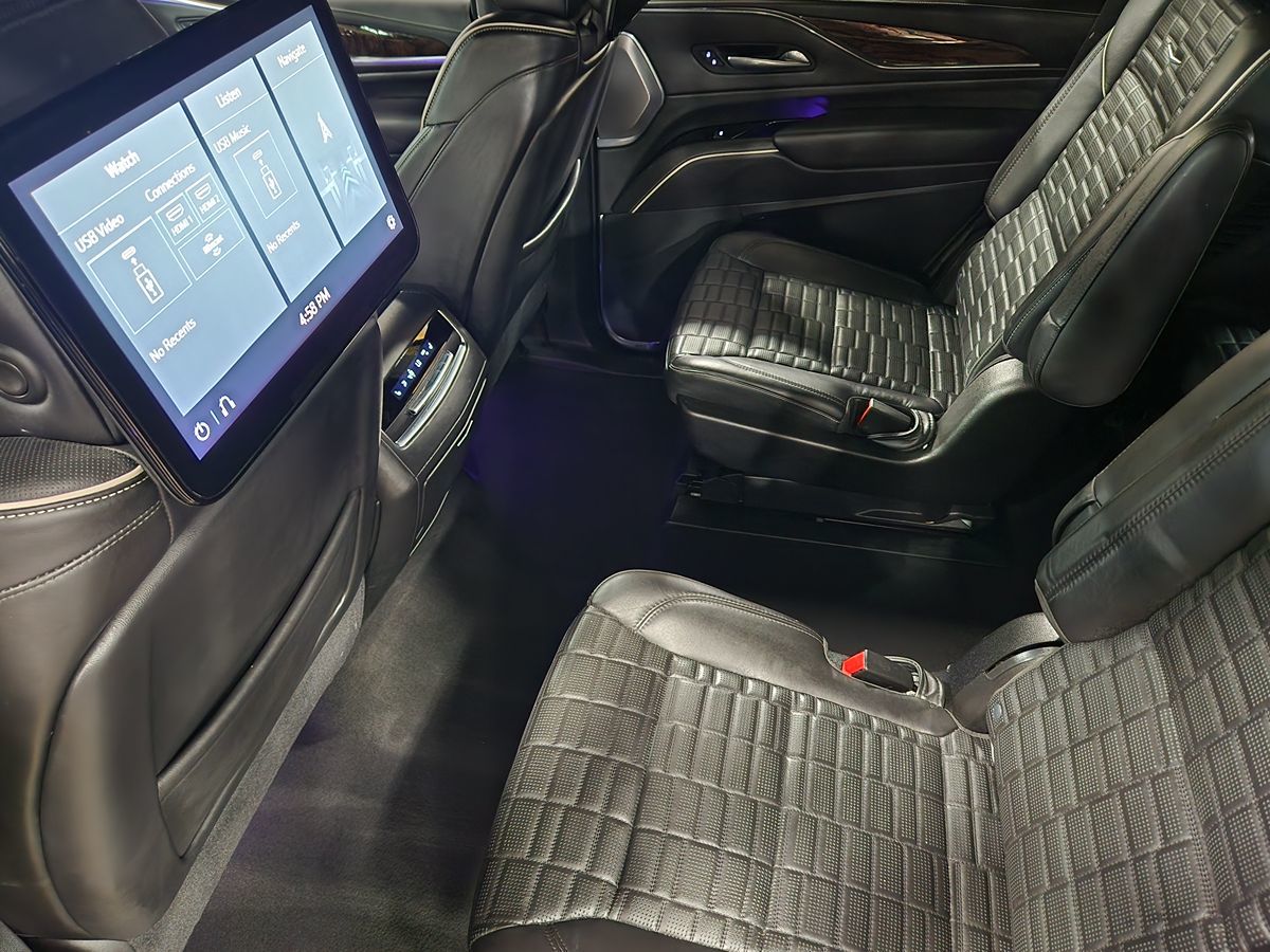 2021 Cadillac Escalade Sport Platinum photo 39