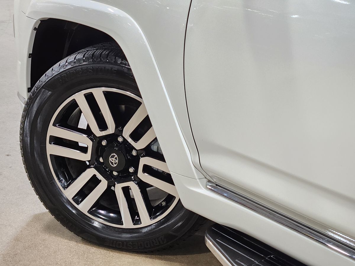 2021 Toyota 4Runner Limited photo 18