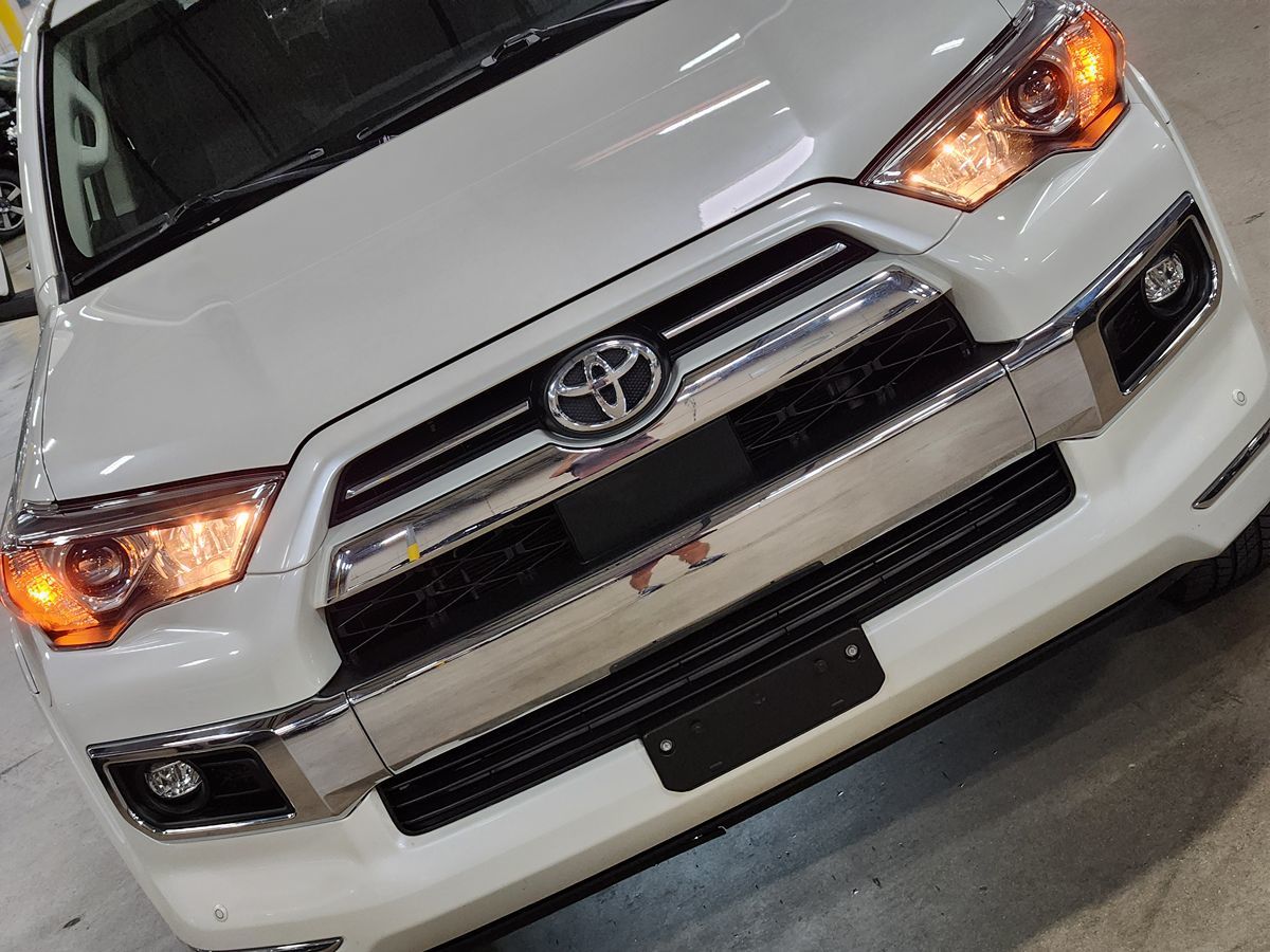 2021 Toyota 4Runner Limited photo 15