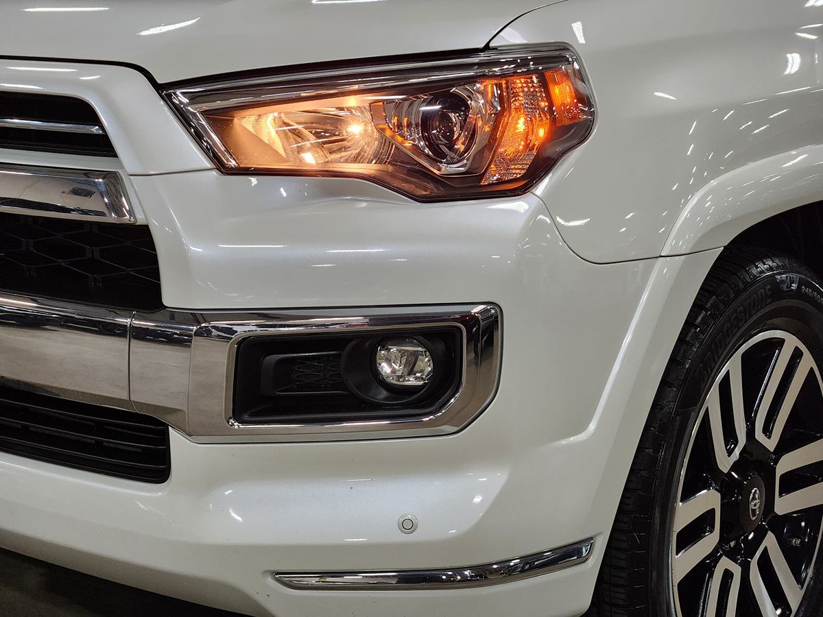 2021 Toyota 4Runner Limited photo 12