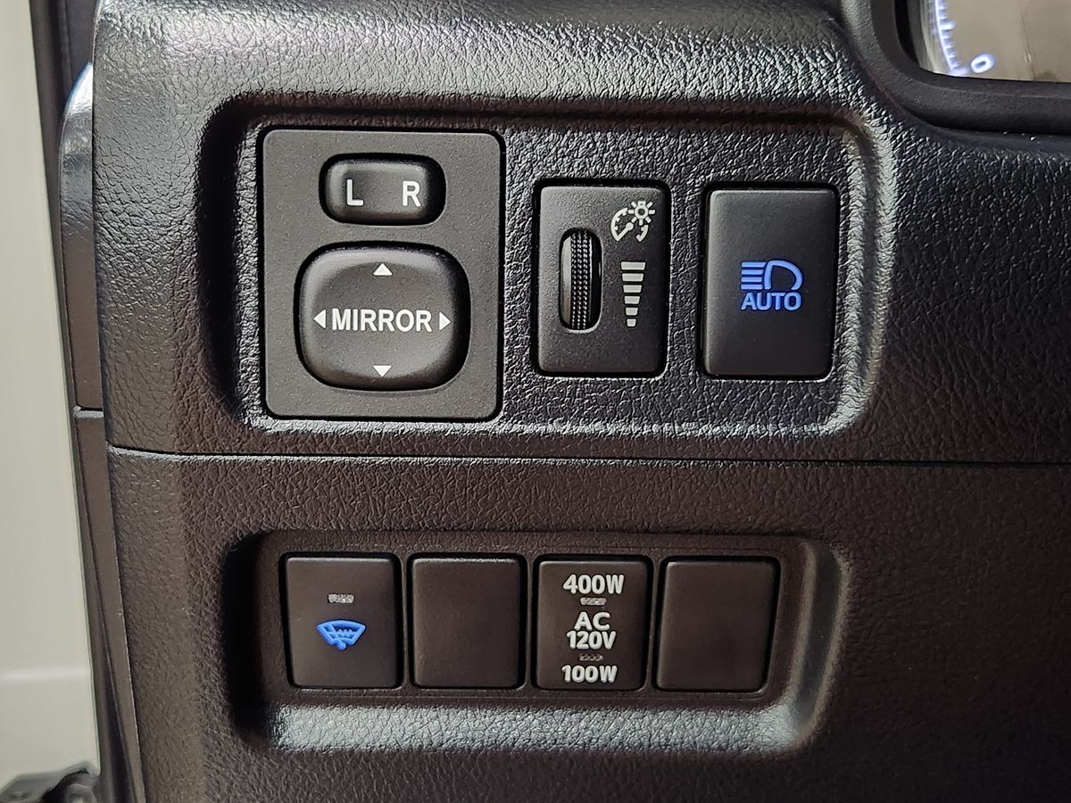 2021 Toyota 4Runner Limited photo 32