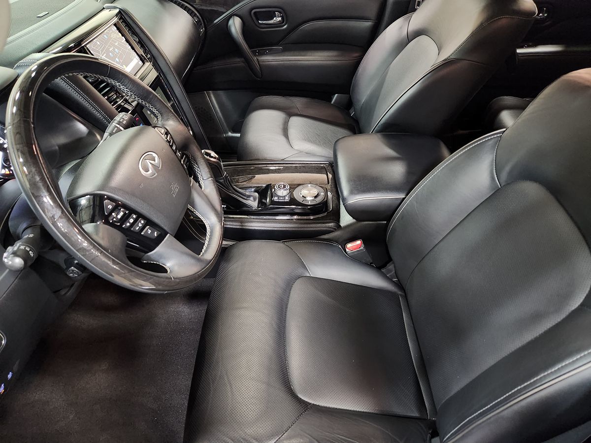 2021 Infiniti QX80 Luxe photo 19