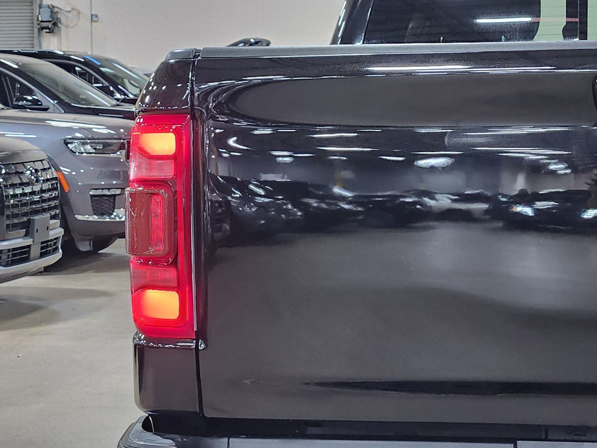 2022 Ram 1500 Laramie photo 14