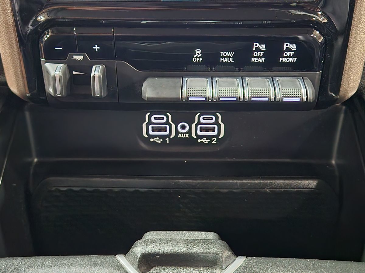 2022 Ram 1500 Laramie photo 28
