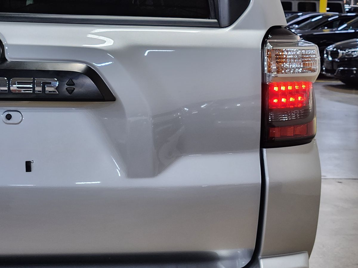 2020 Toyota 4Runner TRD Premium photo 18