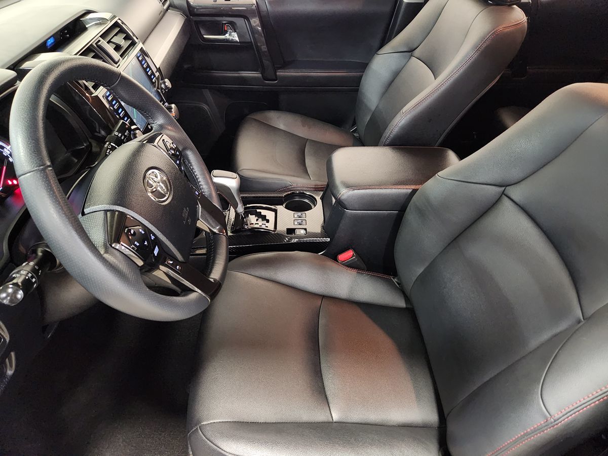 2020 Toyota 4Runner TRD Premium photo 24
