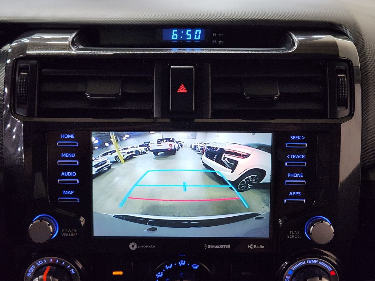 2020 Toyota 4Runner TRD Premium photo 29