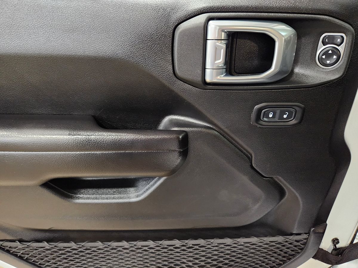2021 Jeep Wrangler Unlimited Freedom photo 32