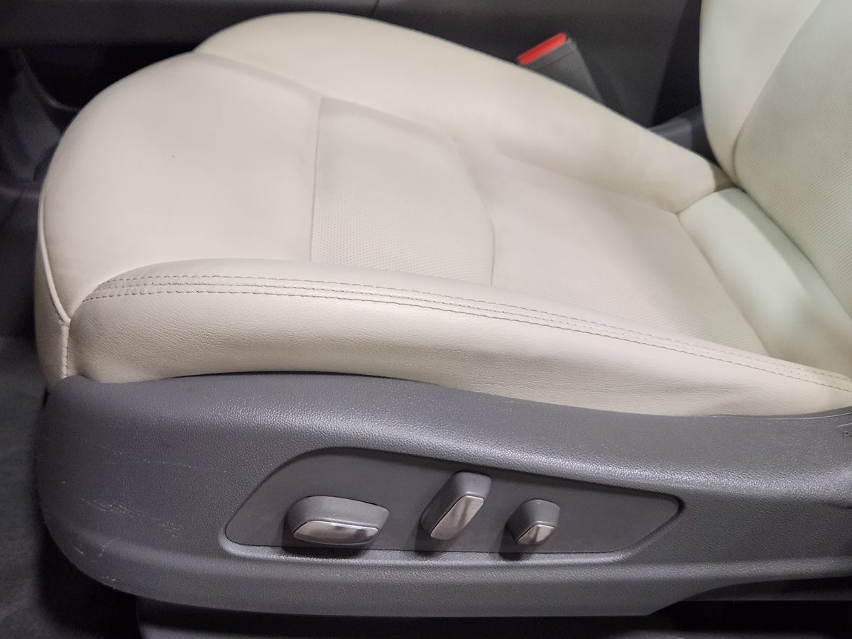 2022 Cadillac XT5 Premium Luxury photo 35