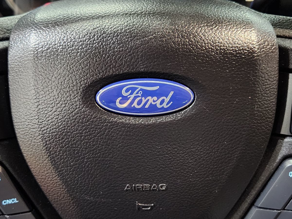 2018 Ford F-150 XLT photo 35