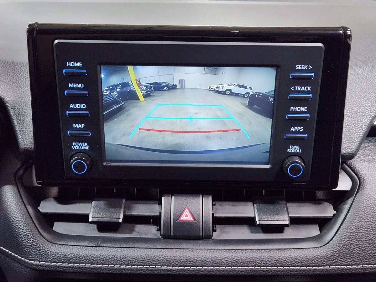 2019 Toyota RAV4 LE photo 26