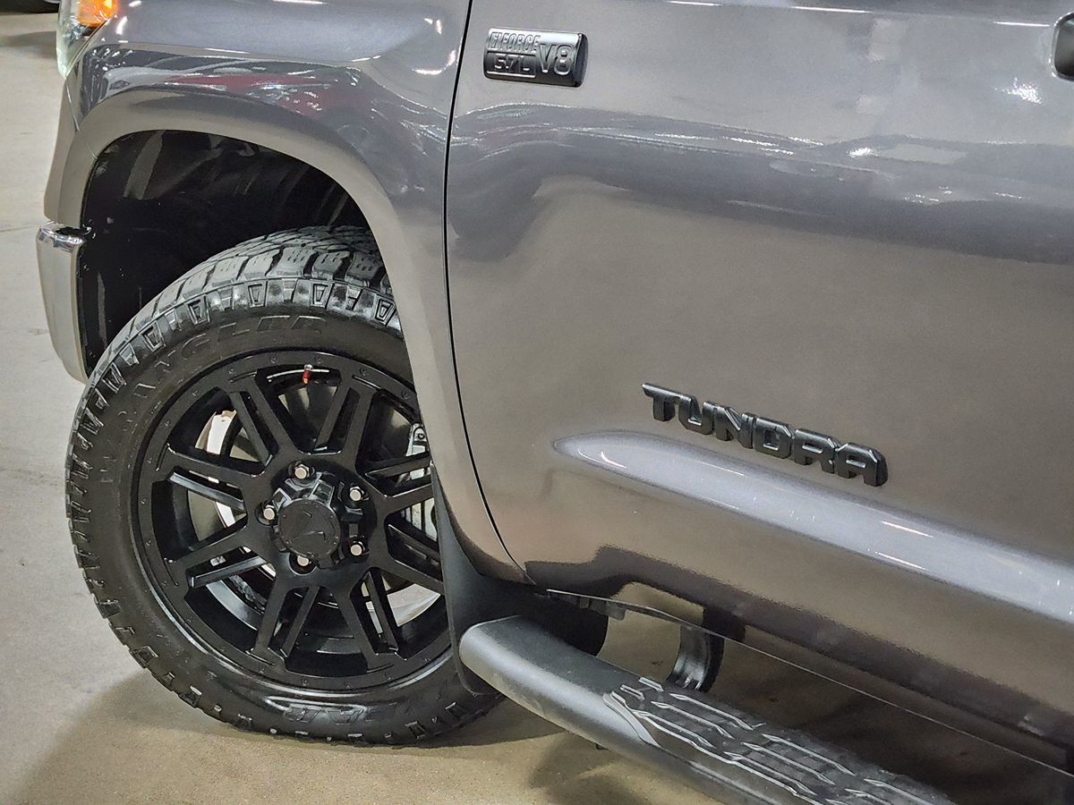2020 Toyota Tundra SR5 Grade photo 17