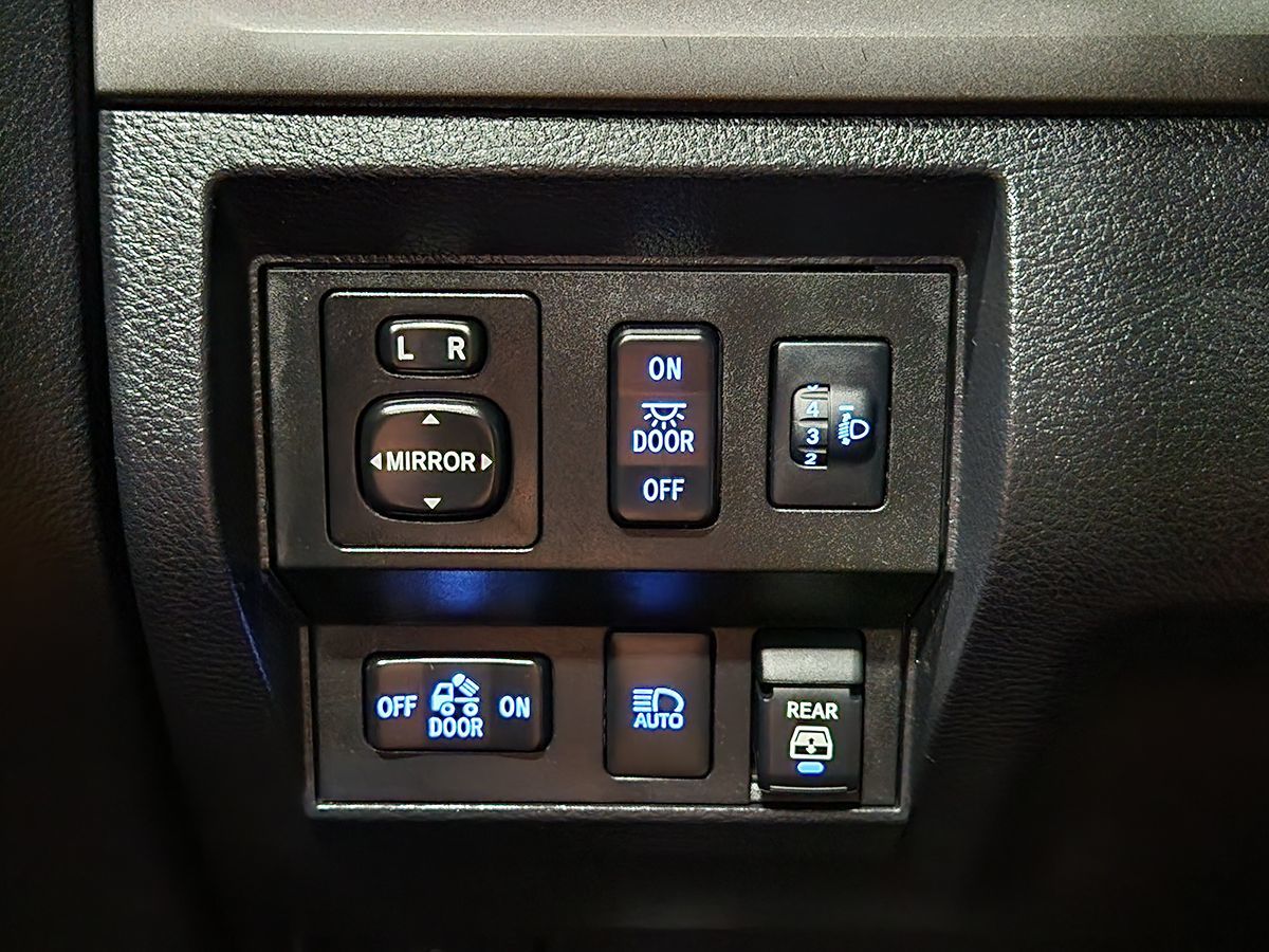 2020 Toyota Tundra SR5 Grade photo 31