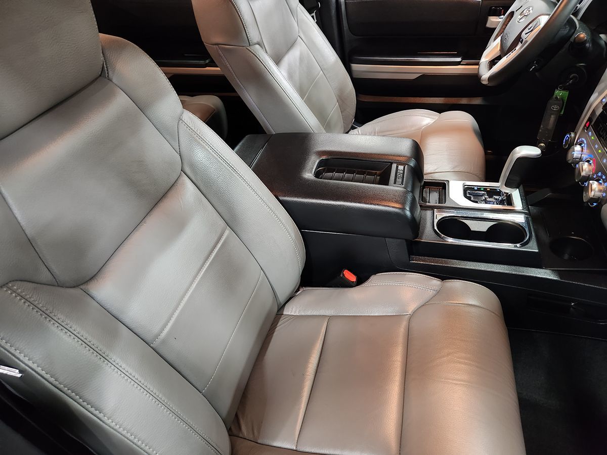 2020 Toyota Tundra SR5 Grade photo 23