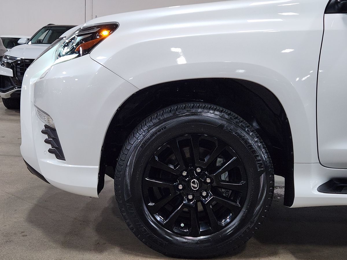 2022 Lexus GX 460 Black Line Special Edition photo 4