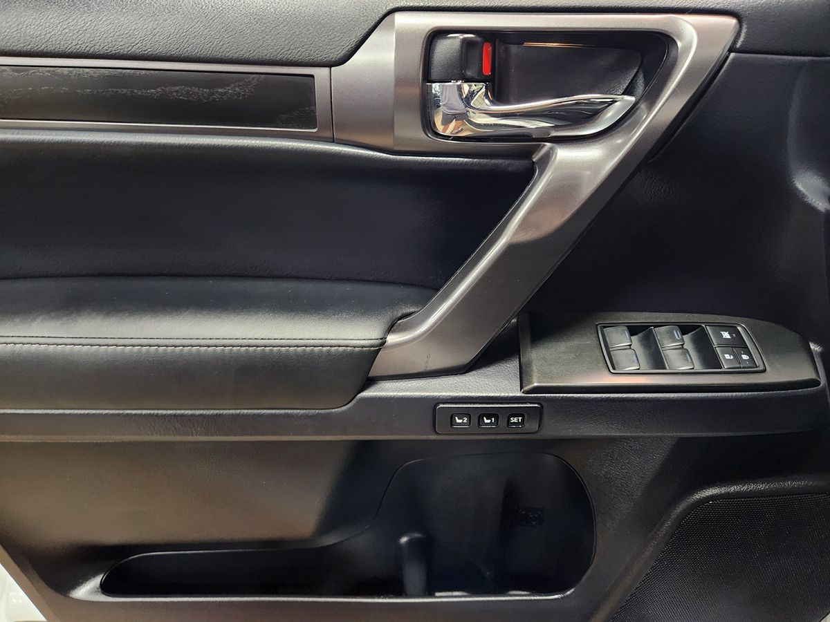 2022 Lexus GX 460 Black Line Special Edition photo 31