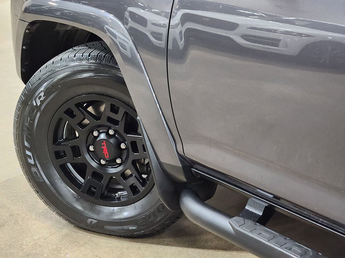 2021 Toyota 4Runner SR5 photo 18