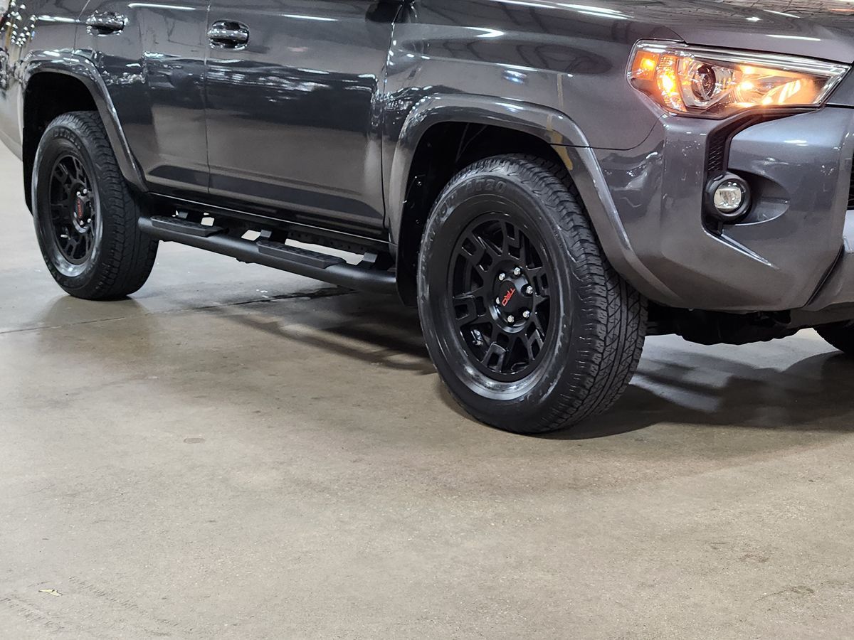 2021 Toyota 4Runner SR5 photo 13