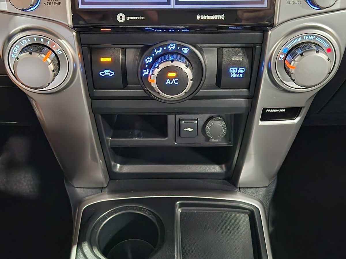 2021 Toyota 4Runner SR5 photo 30