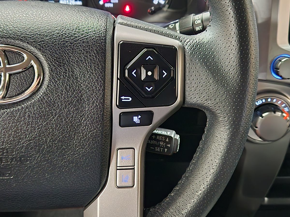 2021 Toyota 4Runner SR5 photo 40