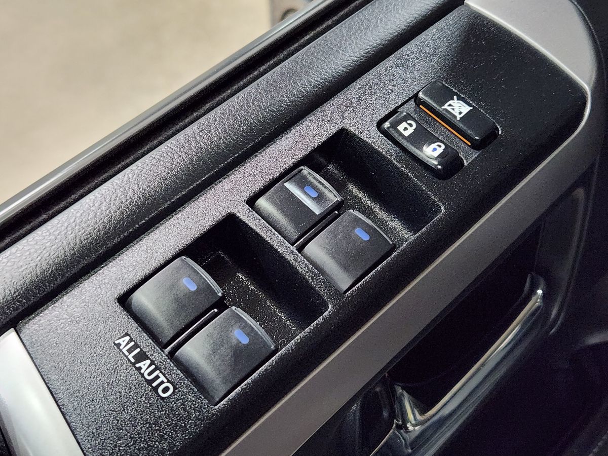 2021 Toyota 4Runner SR5 photo 35