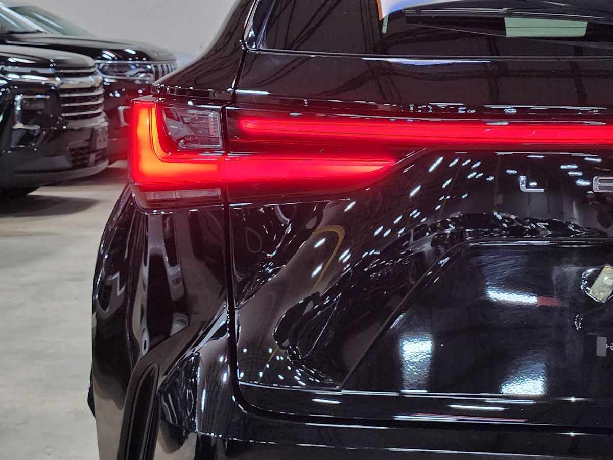 2022 Lexus NX 350 F SPORT Handling AWD photo 15