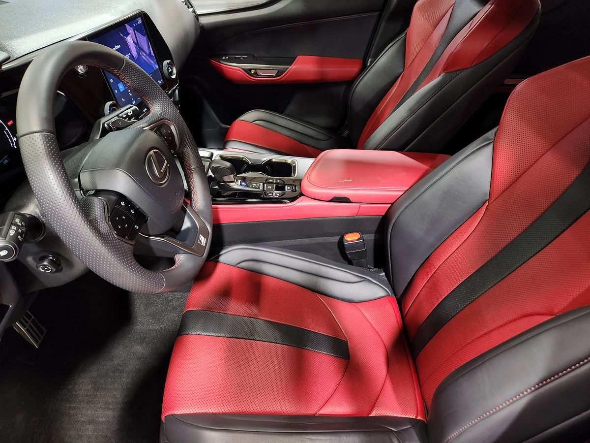 2022 Lexus NX 350 F SPORT Handling AWD photo 22