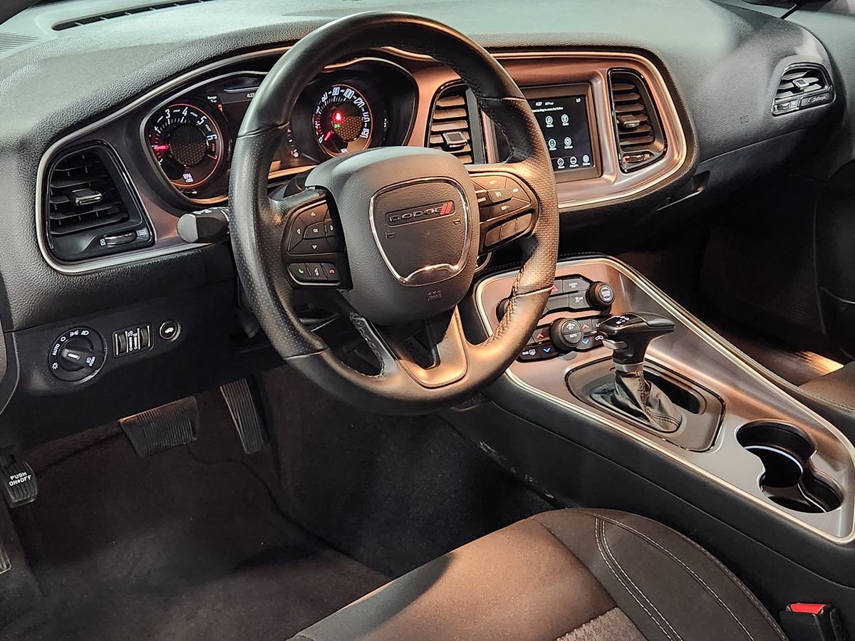 2022 Dodge Challenger SXT photo 33