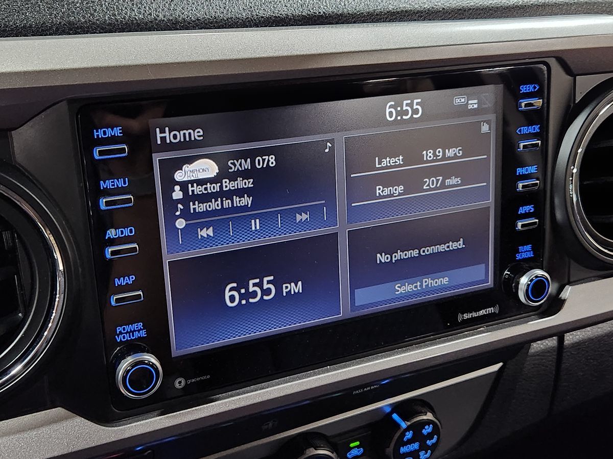 2020 Toyota Tacoma SR5 photo 26