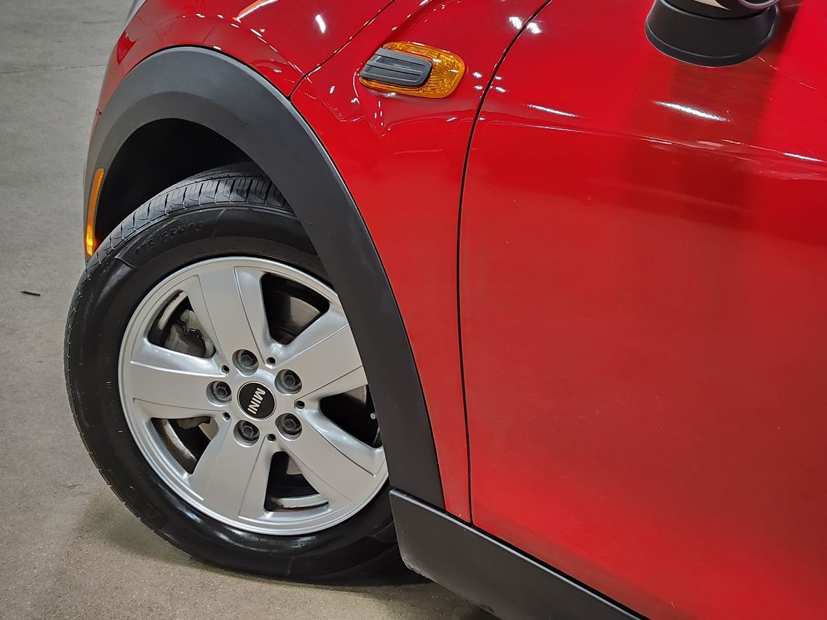 2015 Mini Cooper Hardtop 4 Door photo 17