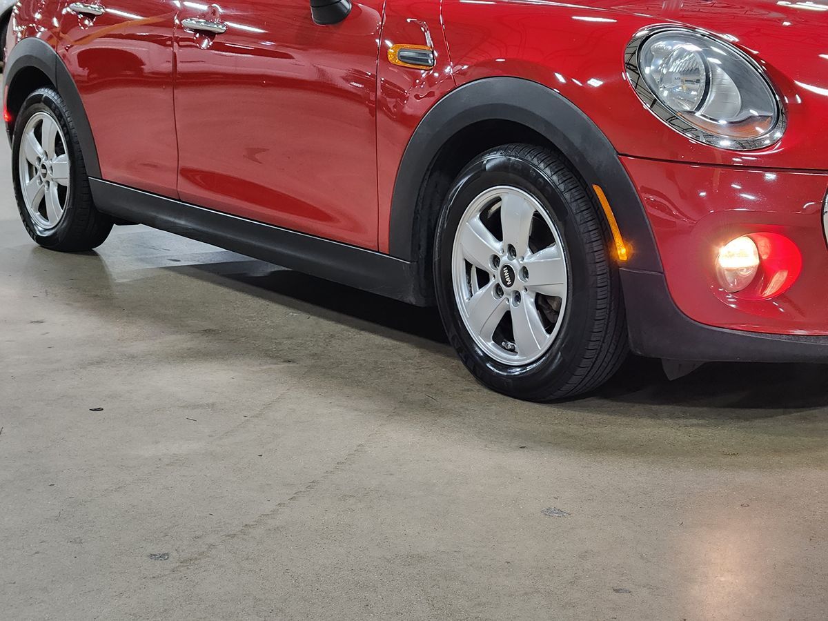 2015 Mini Cooper Hardtop 4 Door photo 12
