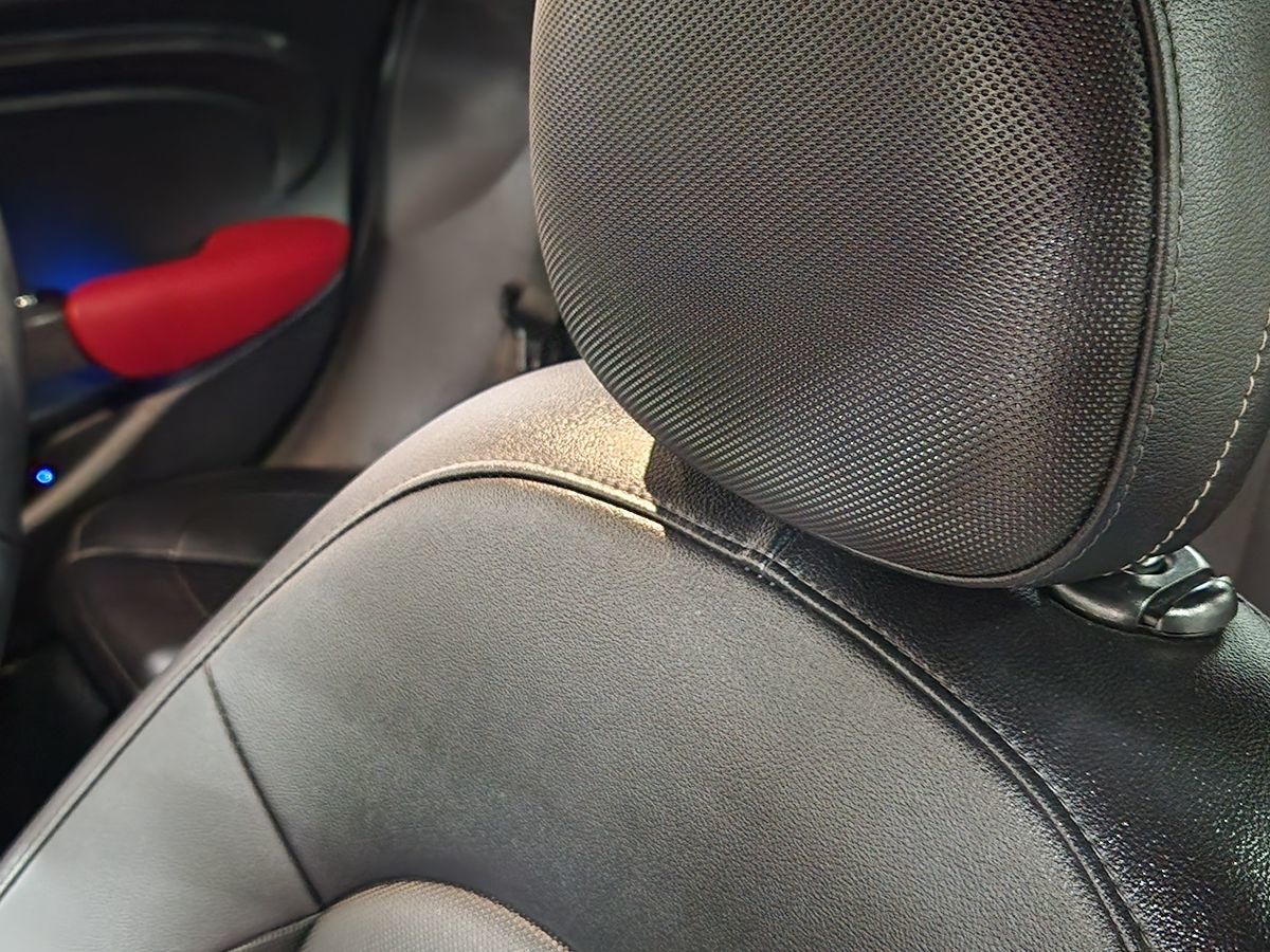 2015 Mini Cooper Hardtop 4 Door photo 24