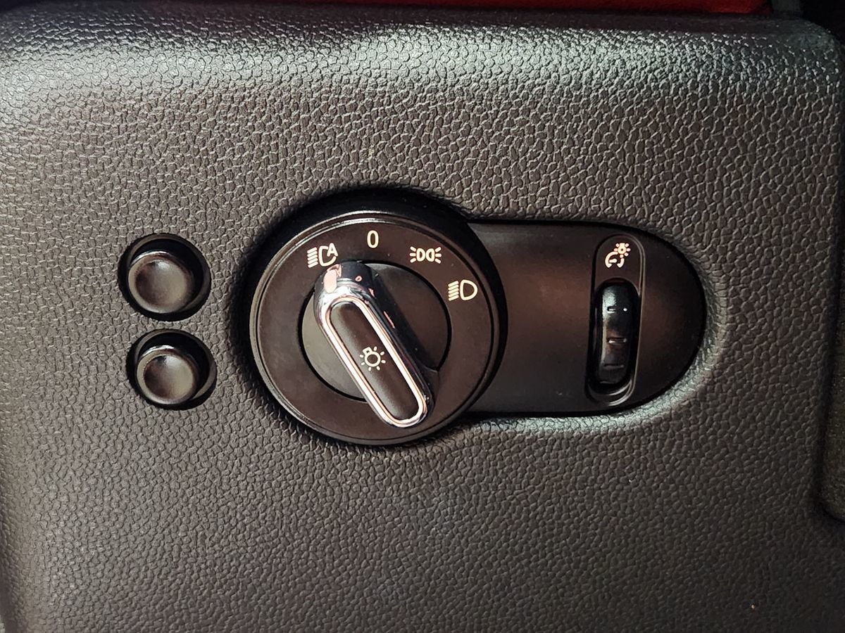 2015 Mini Cooper Hardtop 4 Door photo 29