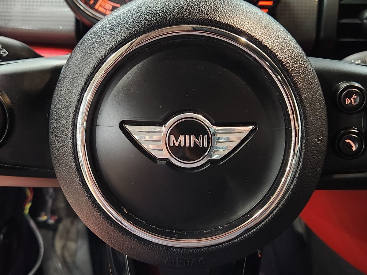2015 Mini Cooper Hardtop 4 Door photo 35