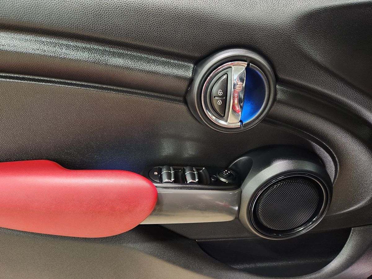 2015 Mini Cooper Hardtop 4 Door photo 30