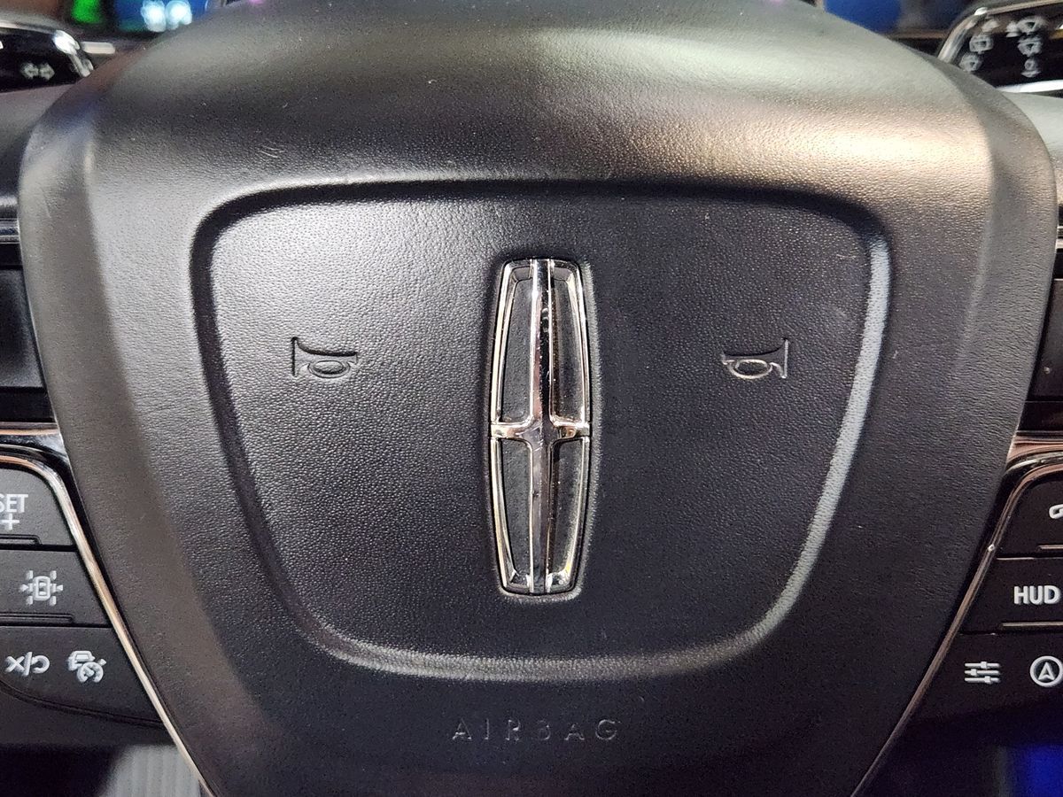 2022 Lincoln Navigator Black Label photo 39