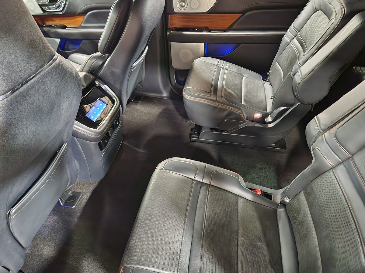 2022 Lincoln Navigator Black Label photo 41