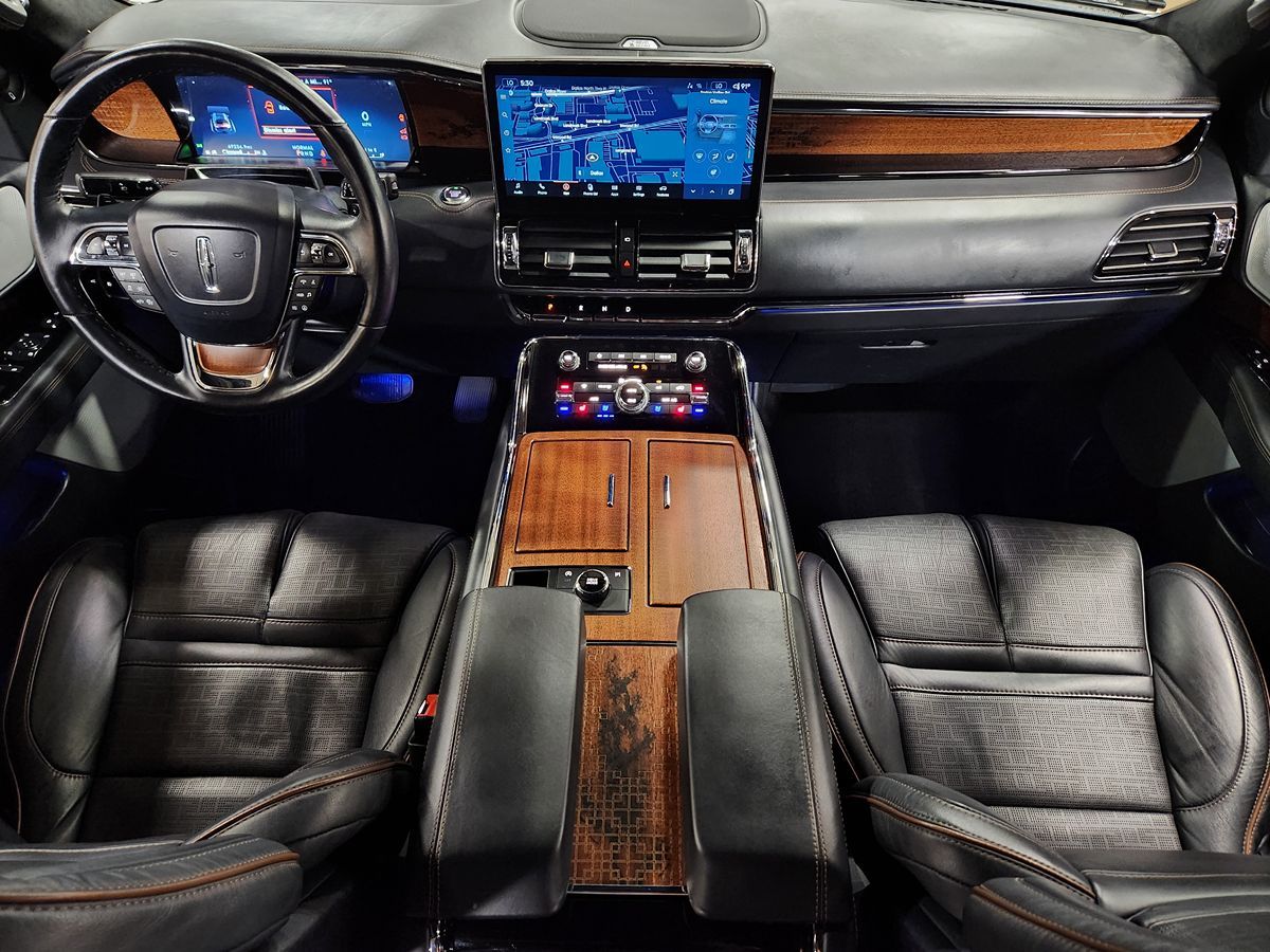 2022 Lincoln Navigator Black Label photo 36