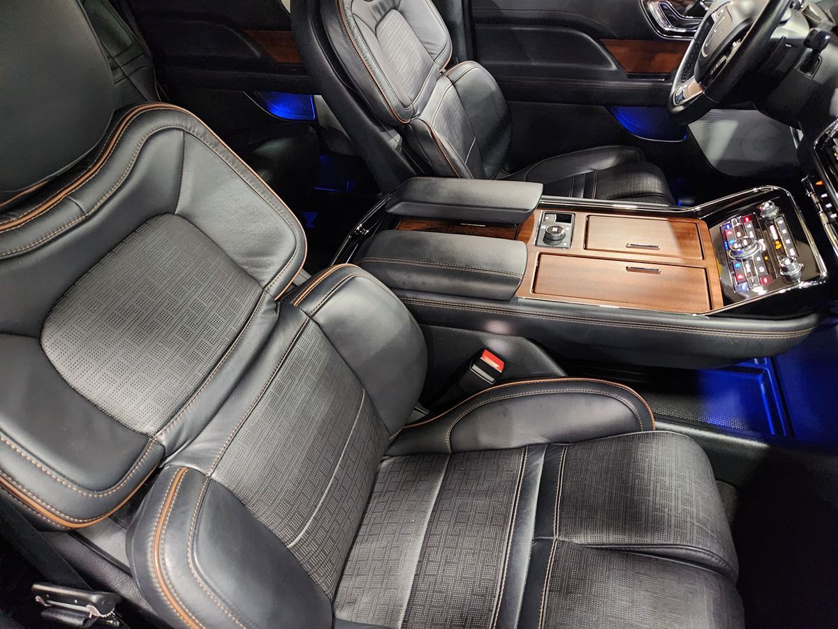 2022 Lincoln Navigator Black Label photo 24