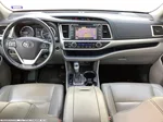 2019 Toyota Highlander XLE photo 7