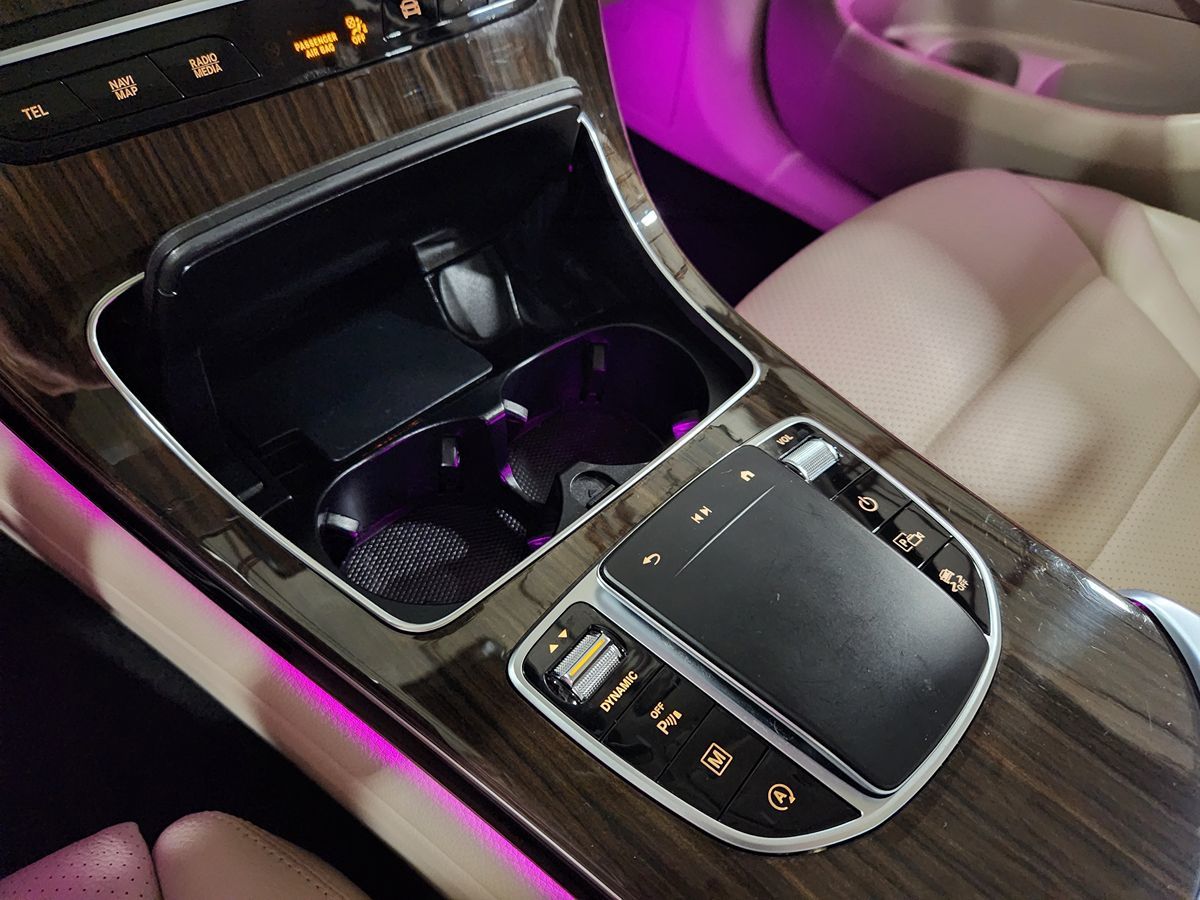 2022 Mercedes Benz GLC 300 photo 25