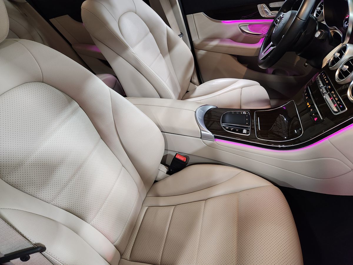 2022 Mercedes Benz GLC 300 photo 20