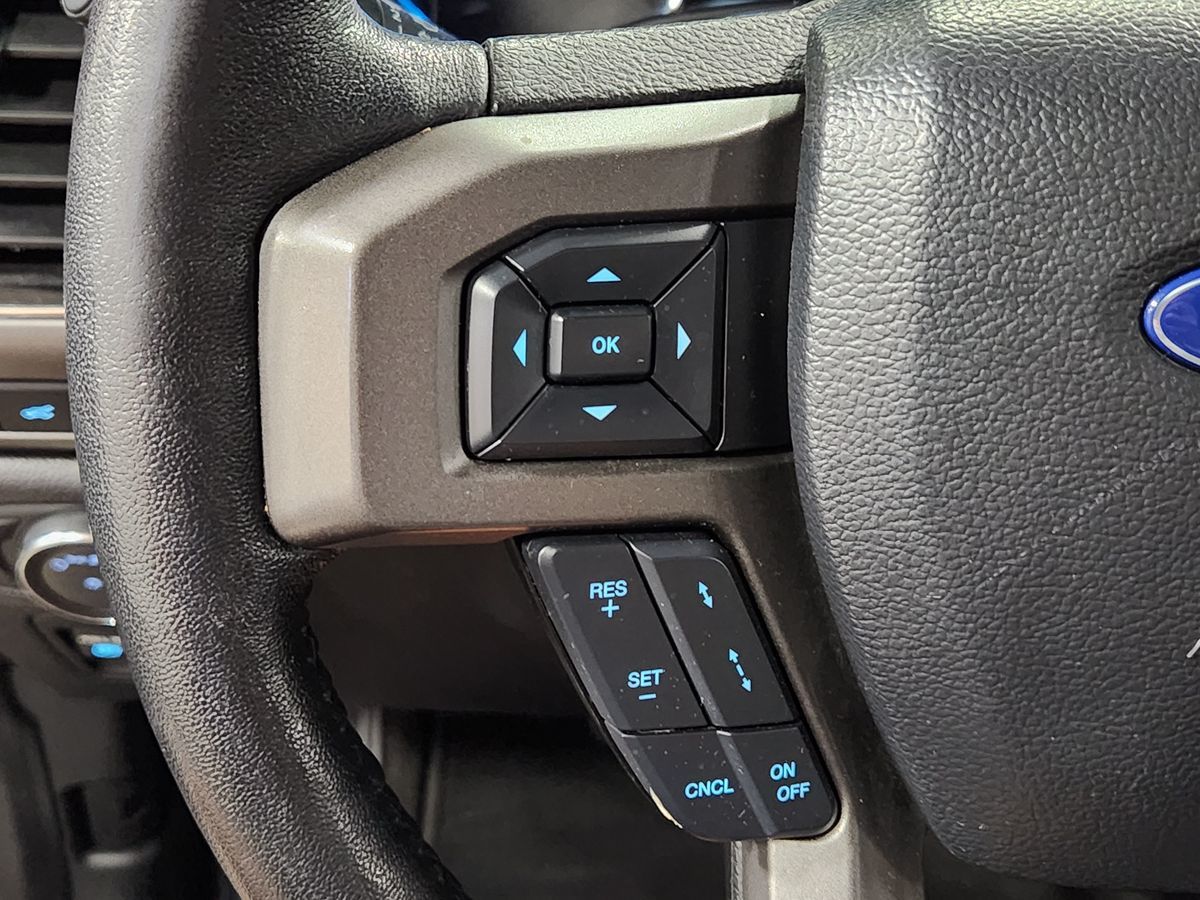 2018 Ford Expedition XLT photo 37