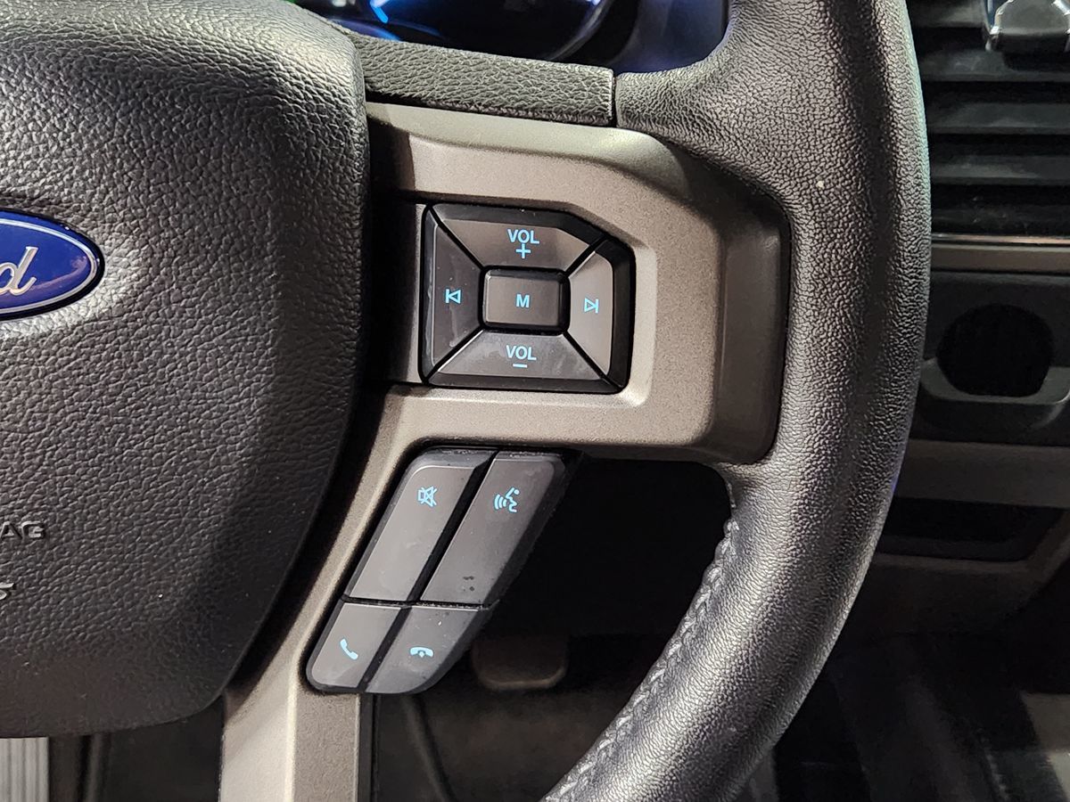 2018 Ford Expedition XLT photo 39