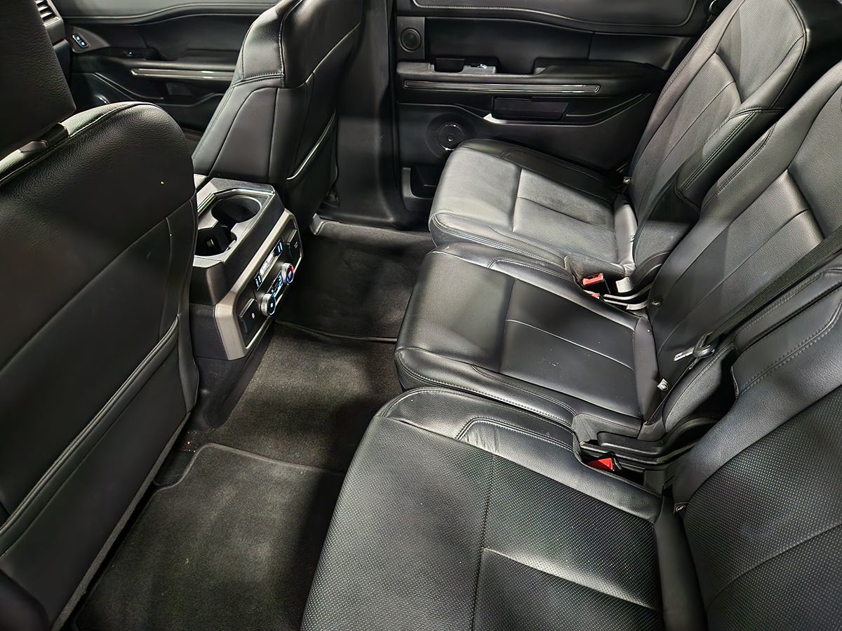 2018 Ford Expedition XLT photo 40