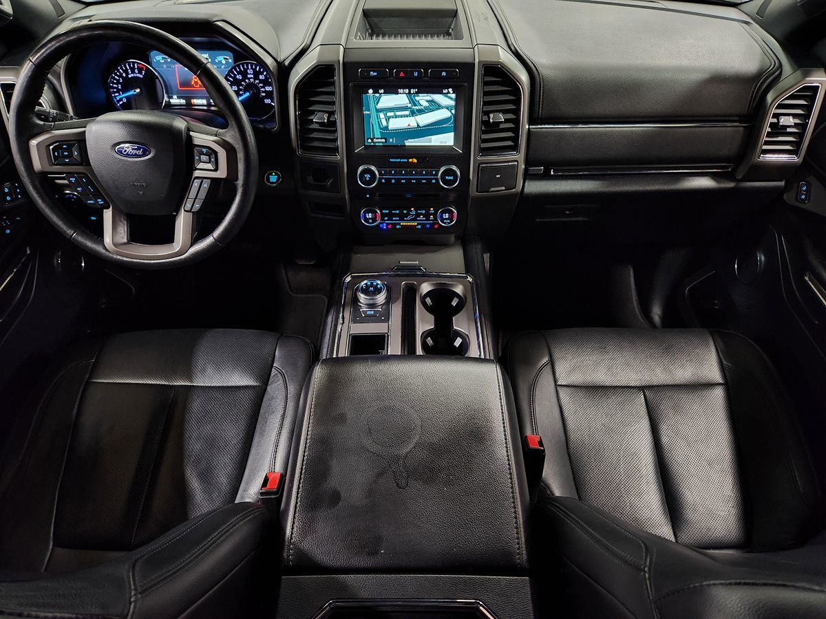 2018 Ford Expedition XLT photo 35
