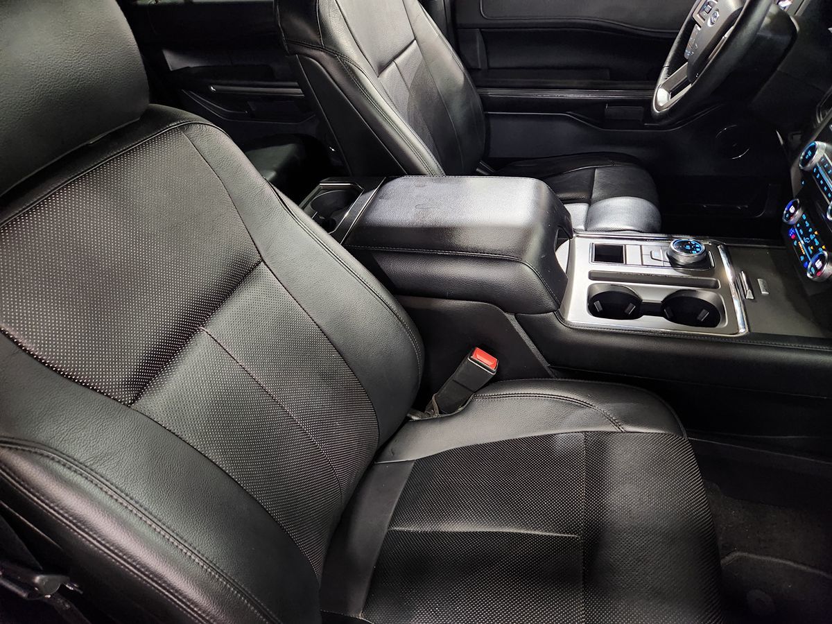 2018 Ford Expedition XLT photo 24